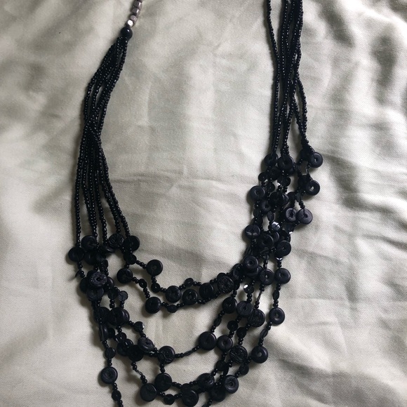 Multiple necklaces - Picture 7 of 8